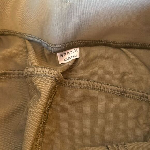 Spanx On the Move Tapered Pants Bundle of 2 Black Olive Green Womens XS - Picture 9 of 13